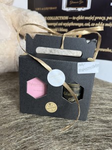 Zestaw prezentowy świeca Good Girls i perfumy Good Girls