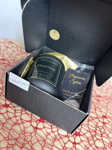 Zestaw prezentowy  świece   zawieszka 